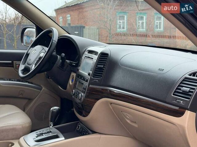 Коричневий Хендай Санта Фе, об'ємом двигуна 2.4 л та пробігом 160 тис. км за 10980 $, фото 37 на Automoto.ua