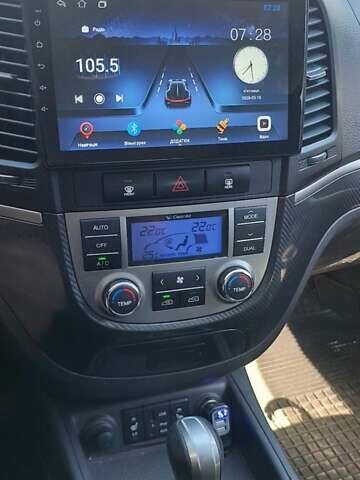 Хендай Санта Фе 2011 в Киеве на Automoto.ua Коричневый Хендай Санта Фе, объемом двигателя 2.2 л и пробегом 358 тыс. км за 11900 $, фото 13 на Automoto.ua