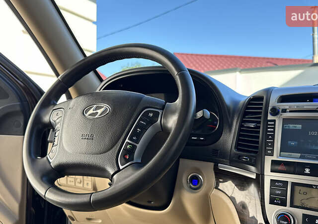 Хендай Санта Фе 2011 в Ивано-Франковске на Automoto.ua Коричневый Хендай Санта Фе, объемом двигателя 2.2 л и пробегом 186 тыс. км за 14950 $, фото 63 на Automoto.ua