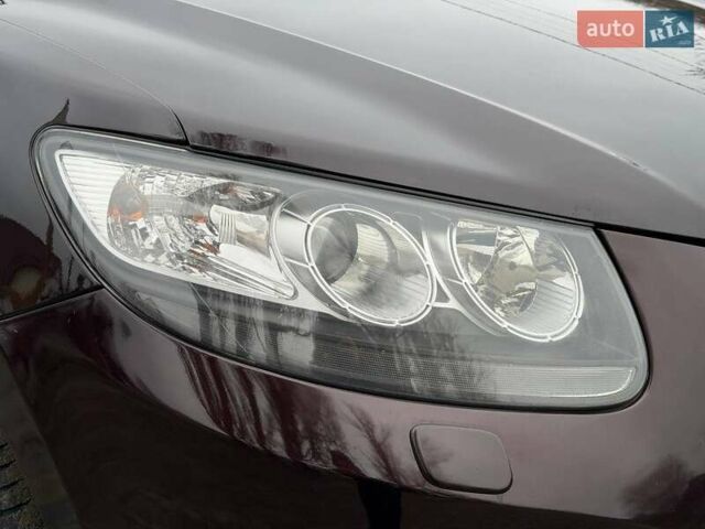 Коричневий Хендай Санта Фе, об'ємом двигуна 2.4 л та пробігом 160 тис. км за 10980 $, фото 7 на Automoto.ua