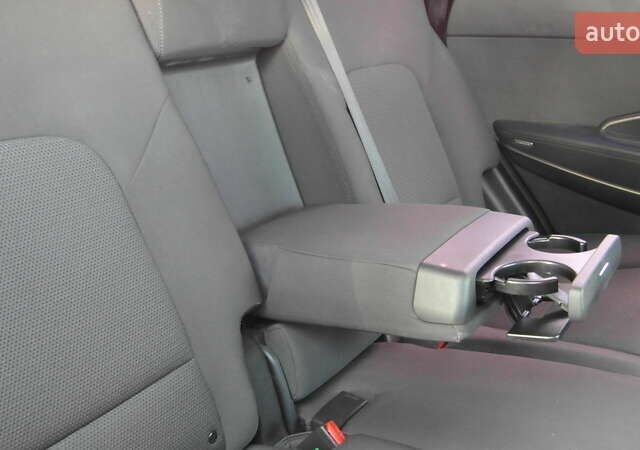 Коричневый Хендай Санта Фе, объемом двигателя 2.2 л и пробегом 185 тыс. км за 17300 $, фото 11 на Automoto.ua