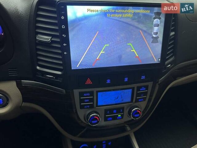 Коричневый Хендай Санта Фе, объемом двигателя 2.2 л и пробегом 180 тыс. км за 14300 $, фото 14 на Automoto.ua