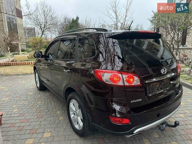 Коричневый Хендай Санта Фе, объемом двигателя 2.2 л и пробегом 180 тыс. км за 14300 $, фото 10 на Automoto.ua