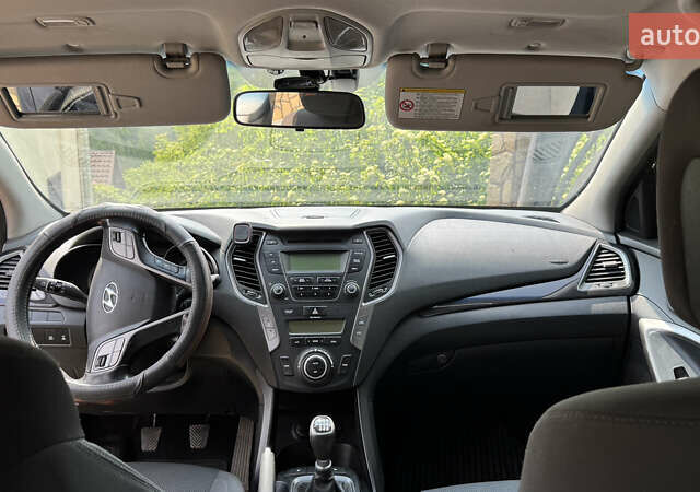 Коричневый Хендай Санта Фе, объемом двигателя 2.2 л и пробегом 109 тыс. км за 16800 $, фото 17 на Automoto.ua