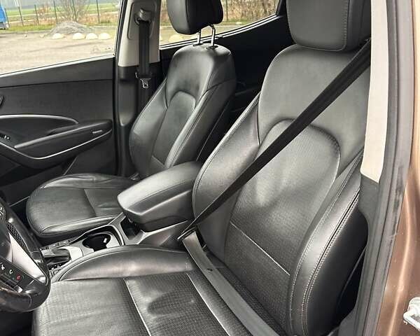 Коричневый Хендай Санта Фе, объемом двигателя 2.2 л и пробегом 210 тыс. км за 18300 $, фото 48 на Automoto.ua