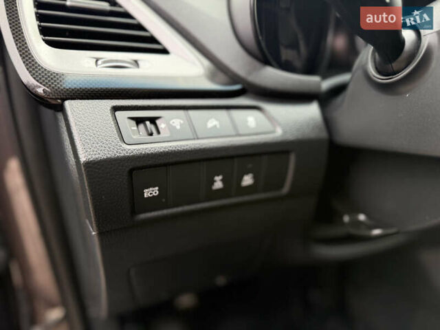 Коричневий Хендай Санта Фе, об'ємом двигуна 2.2 л та пробігом 217 тис. км за 16200 $, фото 14 на Automoto.ua