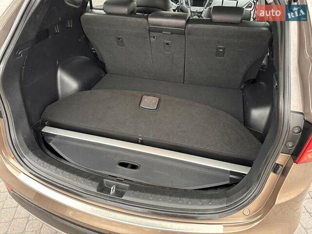 Коричневый Хендай Санта Фе, объемом двигателя 2.2 л и пробегом 210 тыс. км за 18300 $, фото 40 на Automoto.ua