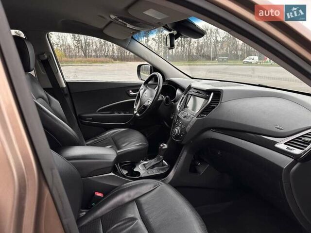 Коричневый Хендай Санта Фе, объемом двигателя 2.2 л и пробегом 210 тыс. км за 17999 $, фото 45 на Automoto.ua