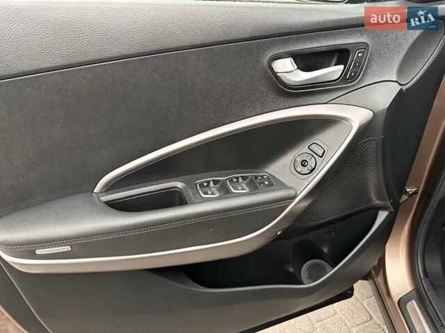 Коричневый Хендай Санта Фе, объемом двигателя 2.2 л и пробегом 210 тыс. км за 18300 $, фото 45 на Automoto.ua