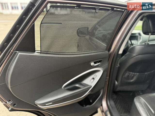 Коричневий Хендай Санта Фе, об'ємом двигуна 2.2 л та пробігом 217 тис. км за 16200 $, фото 17 на Automoto.ua