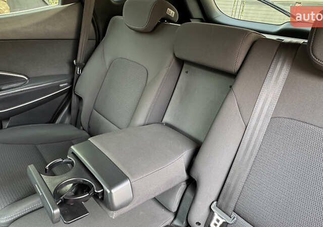 Коричневый Хендай Санта Фе, объемом двигателя 2.2 л и пробегом 109 тыс. км за 16800 $, фото 19 на Automoto.ua