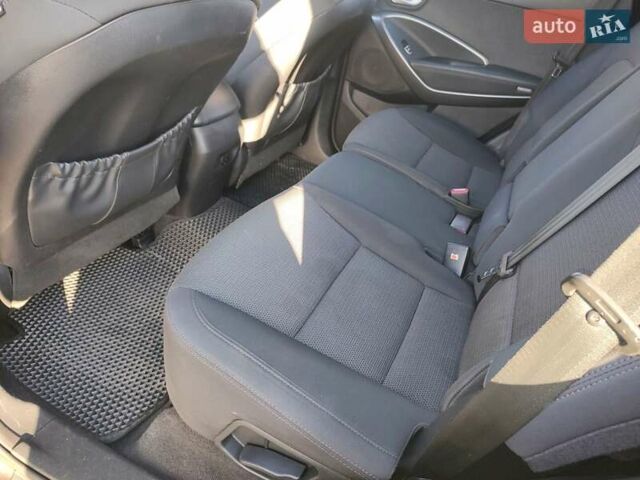 Коричневый Хендай Санта Фе, объемом двигателя 2.2 л и пробегом 201 тыс. км за 14000 $, фото 16 на Automoto.ua