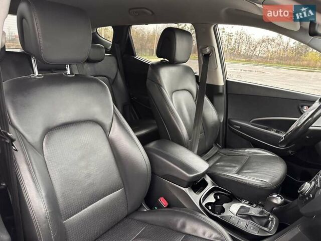 Коричневый Хендай Санта Фе, объемом двигателя 2.2 л и пробегом 210 тыс. км за 18300 $, фото 58 на Automoto.ua