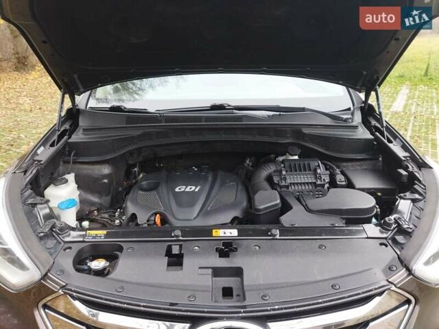 Коричневый Хендай Санта Фе, объемом двигателя 2.36 л и пробегом 138 тыс. км за 14900 $, фото 19 на Automoto.ua