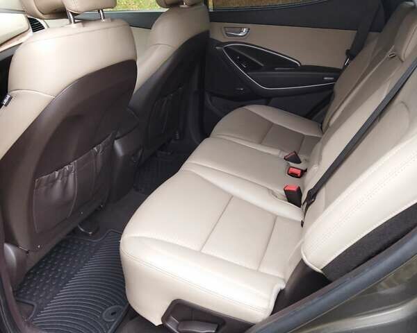 Коричневый Хендай Санта Фе, объемом двигателя 2.36 л и пробегом 138 тыс. км за 14900 $, фото 40 на Automoto.ua