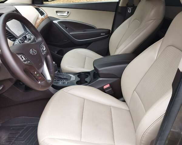 Коричневый Хендай Санта Фе, объемом двигателя 2.36 л и пробегом 138 тыс. км за 14900 $, фото 37 на Automoto.ua