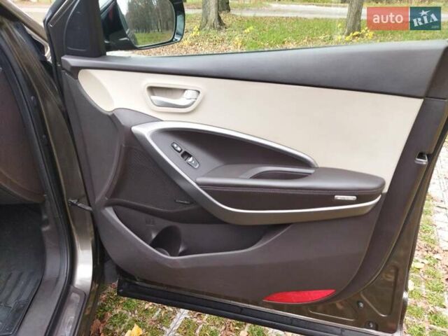 Коричневый Хендай Санта Фе, объемом двигателя 2.36 л и пробегом 138 тыс. км за 14900 $, фото 48 на Automoto.ua