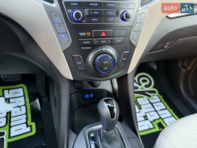 Коричневий Хендай Санта Фе, об'ємом двигуна 3.34 л та пробігом 166 тис. км за 16500 $, фото 35 на Automoto.ua