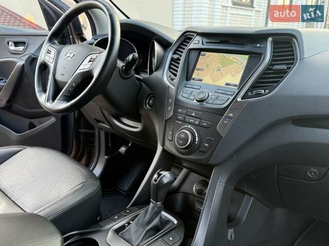 Коричневый Хендай Санта Фе, объемом двигателя 2.2 л и пробегом 130 тыс. км за 19950 $, фото 53 на Automoto.ua