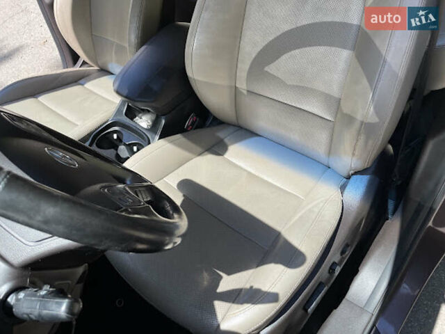 Коричневий Хендай Санта Фе, об'ємом двигуна 2.2 л та пробігом 285 тис. км за 18200 $, фото 16 на Automoto.ua