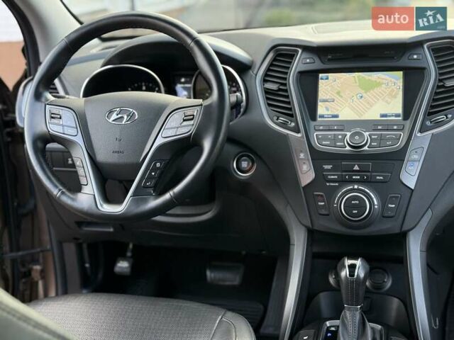 Коричневый Хендай Санта Фе, объемом двигателя 2.2 л и пробегом 130 тыс. км за 19950 $, фото 44 на Automoto.ua