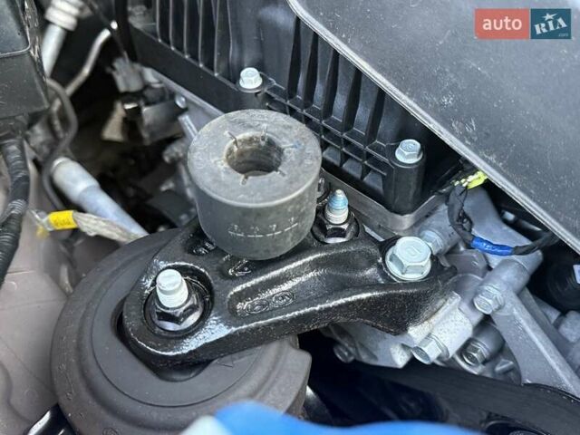 Коричневый Хендай Санта Фе, объемом двигателя 2.2 л и пробегом 130 тыс. км за 19950 $, фото 101 на Automoto.ua