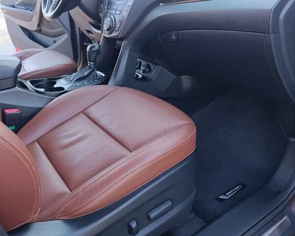 Коричневий Хендай Санта Фе, об'ємом двигуна 2.2 л та пробігом 176 тис. км за 19850 $, фото 14 на Automoto.ua