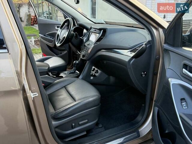 Коричневый Хендай Санта Фе, объемом двигателя 2.2 л и пробегом 130 тыс. км за 19950 $, фото 50 на Automoto.ua