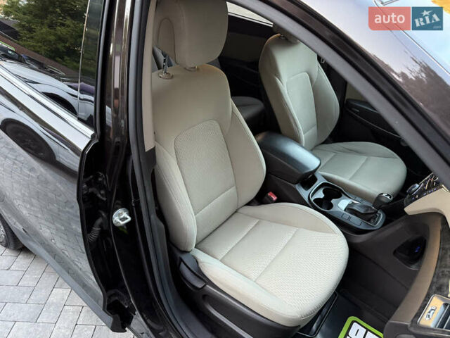 Коричневий Хендай Санта Фе, об'ємом двигуна 3.34 л та пробігом 166 тис. км за 16500 $, фото 37 на Automoto.ua