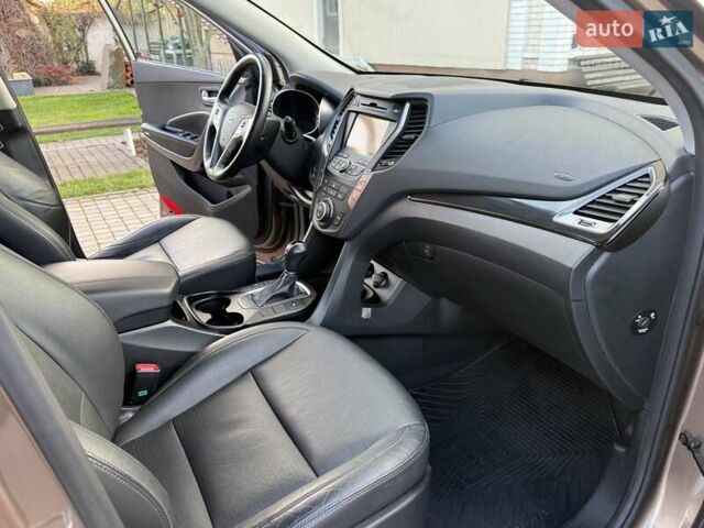 Коричневый Хендай Санта Фе, объемом двигателя 2.2 л и пробегом 130 тыс. км за 19950 $, фото 54 на Automoto.ua