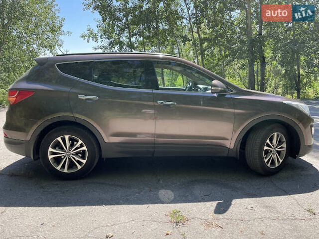 Коричневий Хендай Санта Фе, об'ємом двигуна 2.2 л та пробігом 285 тис. км за 18200 $, фото 6 на Automoto.ua