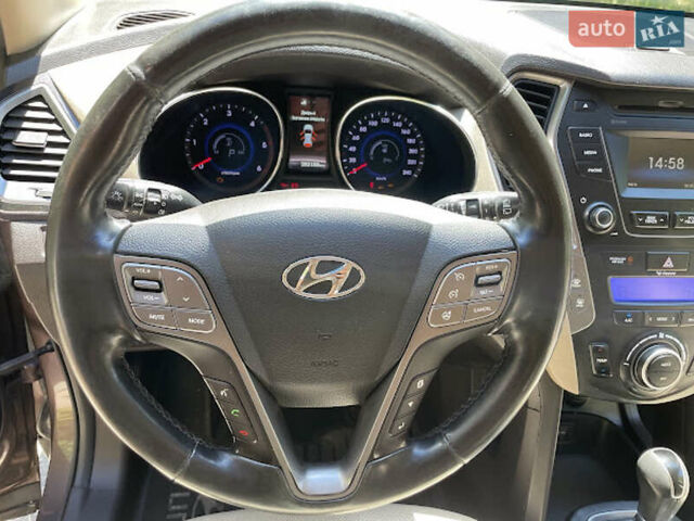 Коричневий Хендай Санта Фе, об'ємом двигуна 2.2 л та пробігом 285 тис. км за 18200 $, фото 19 на Automoto.ua