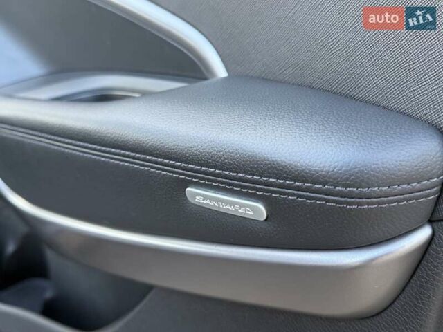 Коричневый Хендай Санта Фе, объемом двигателя 2.2 л и пробегом 130 тыс. км за 19950 $, фото 56 на Automoto.ua