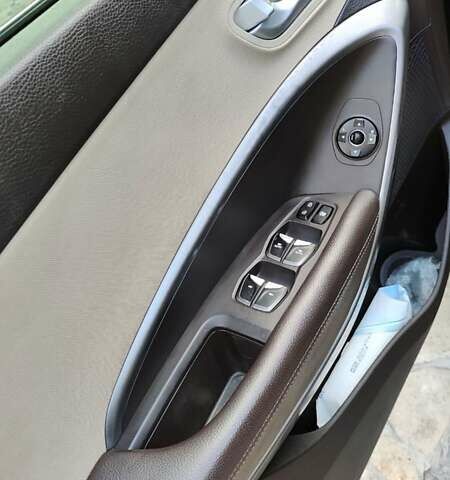 Коричневий Хендай Санта Фе, об'ємом двигуна 3.3 л та пробігом 150 тис. км за 18500 $, фото 2 на Automoto.ua