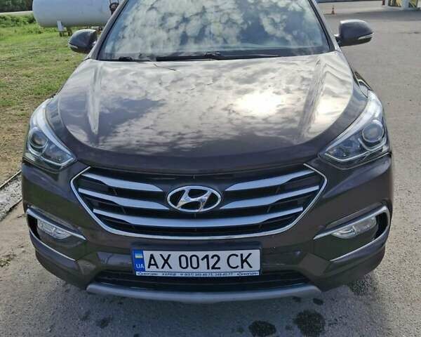 Коричневый Хендай Санта Фе, объемом двигателя 2.36 л и пробегом 102 тыс. км за 18900 $, фото 5 на Automoto.ua