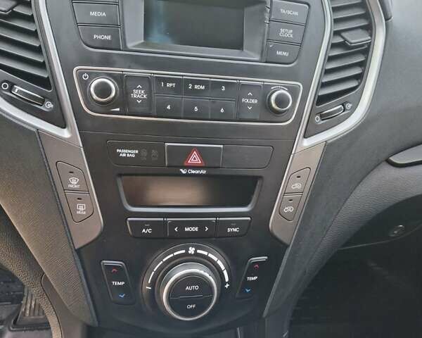 Коричневый Хендай Санта Фе, объемом двигателя 2.36 л и пробегом 102 тыс. км за 18900 $, фото 14 на Automoto.ua