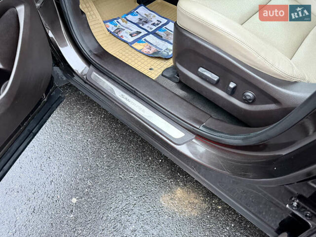 Коричневий Хендай Санта Фе, об'ємом двигуна 2.2 л та пробігом 129 тис. км за 23300 $, фото 34 на Automoto.ua