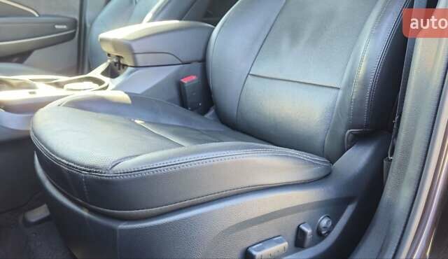 Коричневий Хендай Санта Фе, об'ємом двигуна 2.2 л та пробігом 377 тис. км за 18100 $, фото 20 на Automoto.ua