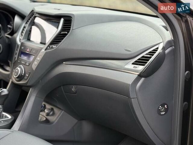 Коричневий Хендай Санта Фе, об'ємом двигуна 2.2 л та пробігом 102 тис. км за 22800 $, фото 41 на Automoto.ua