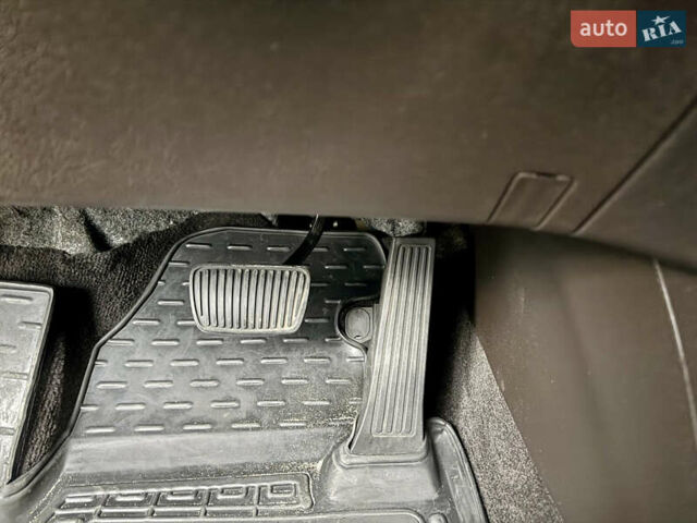 Коричневый Хендай Санта Фе, объемом двигателя 2.2 л и пробегом 61 тыс. км за 37000 $, фото 99 на Automoto.ua