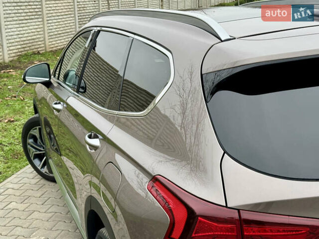 Коричневый Хендай Санта Фе, объемом двигателя 2.2 л и пробегом 61 тыс. км за 37000 $, фото 76 на Automoto.ua