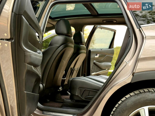 Коричневый Хендай Санта Фе, объемом двигателя 2.36 л и пробегом 80 тыс. км за 25400 $, фото 34 на Automoto.ua