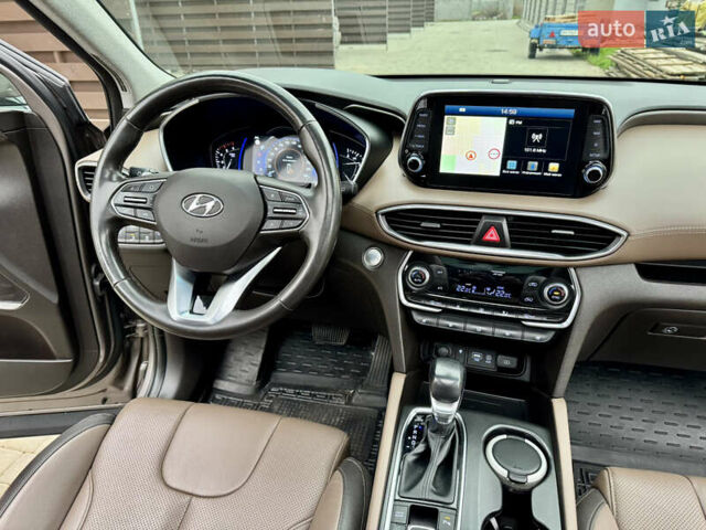 Коричневый Хендай Санта Фе, объемом двигателя 2.2 л и пробегом 61 тыс. км за 37000 $, фото 93 на Automoto.ua