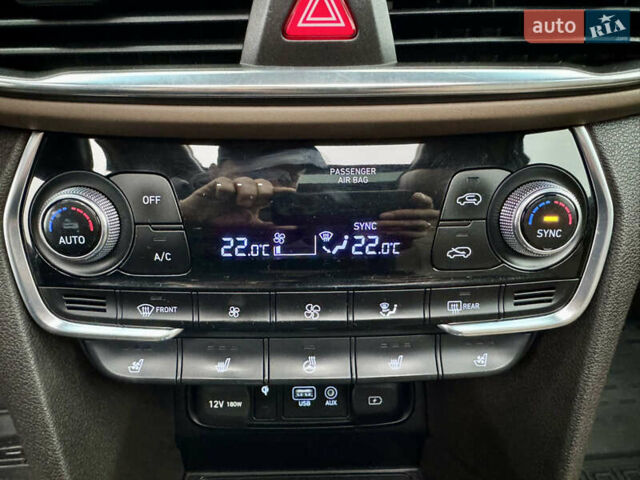 Коричневый Хендай Санта Фе, объемом двигателя 2.2 л и пробегом 61 тыс. км за 37000 $, фото 101 на Automoto.ua