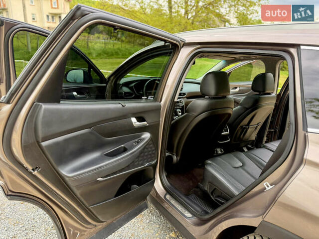 Коричневый Хендай Санта Фе, объемом двигателя 2.36 л и пробегом 80 тыс. км за 25400 $, фото 33 на Automoto.ua