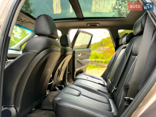 Коричневый Хендай Санта Фе, объемом двигателя 2.36 л и пробегом 80 тыс. км за 25400 $, фото 37 на Automoto.ua