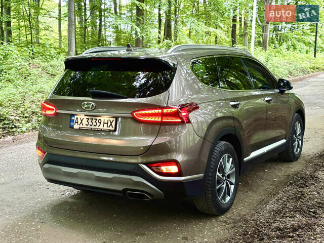 Коричневый Хендай Санта Фе, объемом двигателя 2.36 л и пробегом 80 тыс. км за 25400 $, фото 84 на Automoto.ua