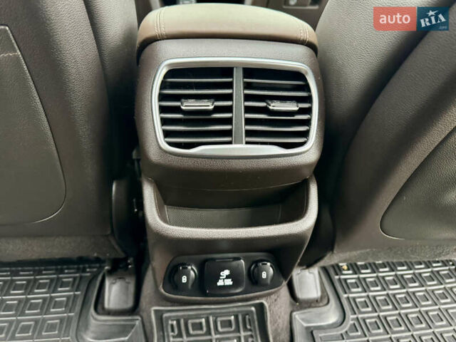 Коричневый Хендай Санта Фе, объемом двигателя 2.2 л и пробегом 61 тыс. км за 37000 $, фото 69 на Automoto.ua