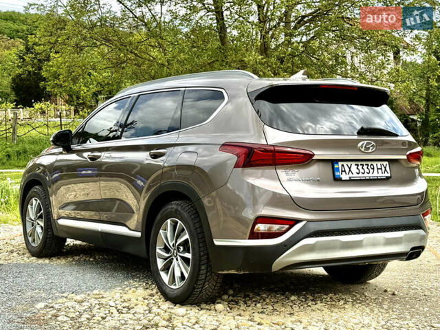 Коричневый Хендай Санта Фе, объемом двигателя 2.36 л и пробегом 80 тыс. км за 25400 $, фото 10 на Automoto.ua