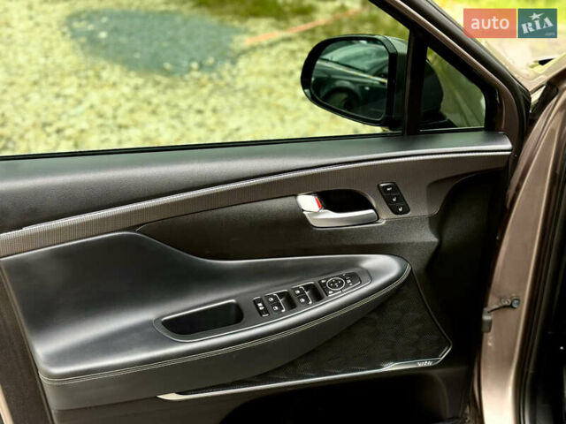 Коричневый Хендай Санта Фе, объемом двигателя 2.36 л и пробегом 80 тыс. км за 25400 $, фото 28 на Automoto.ua